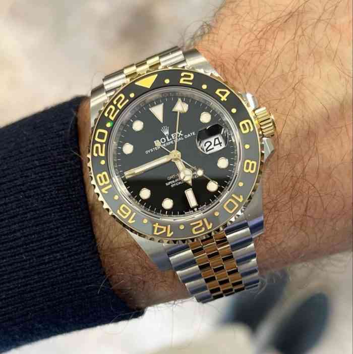ROLEX GMT-MASTER II YELLOW GOLD