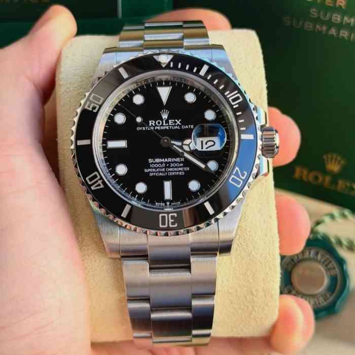 ROLEX SUBMARINER DATE OYSTERSTEEL BLACK