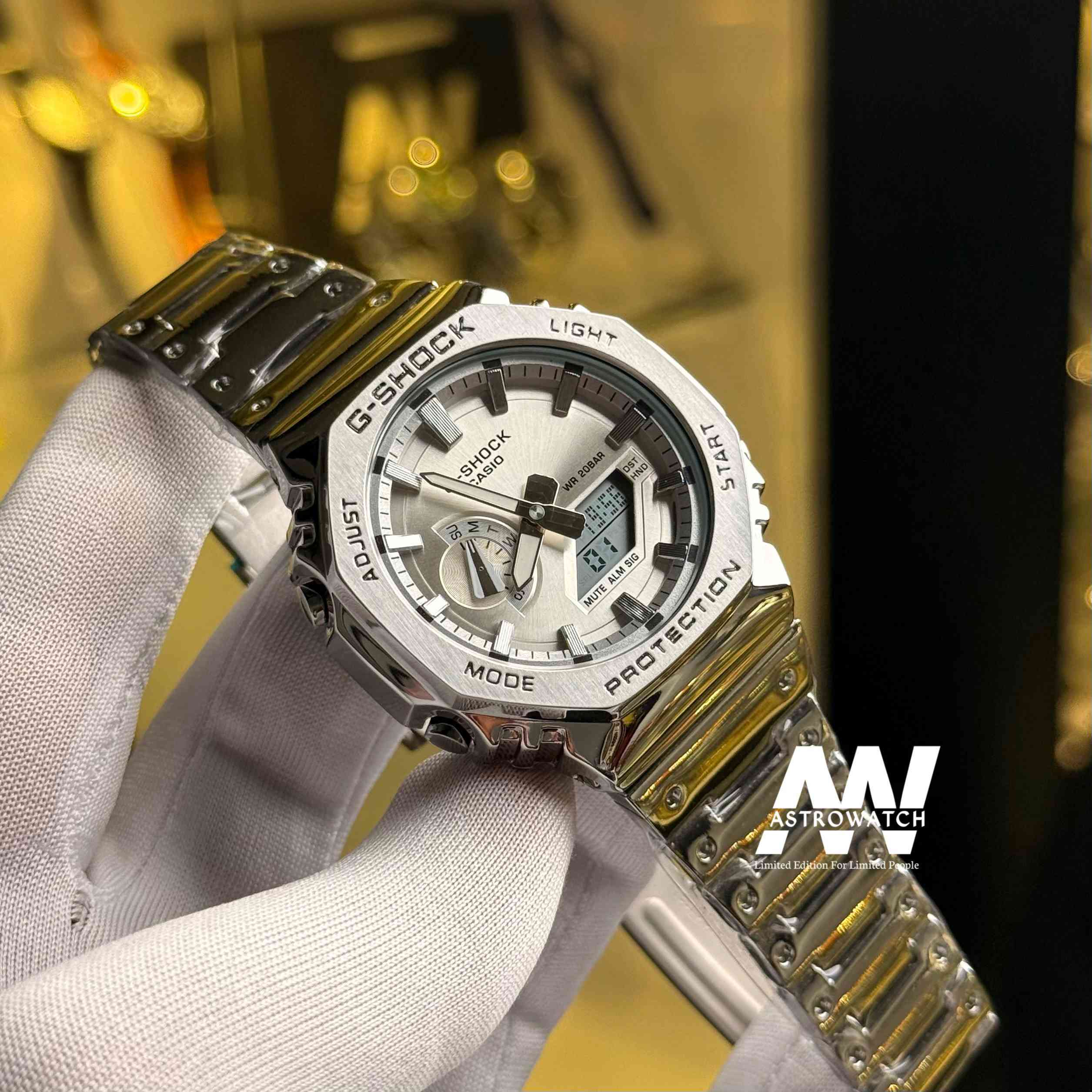 CASIO G-SHOCK DUAL TIMER CHAIN WHITE